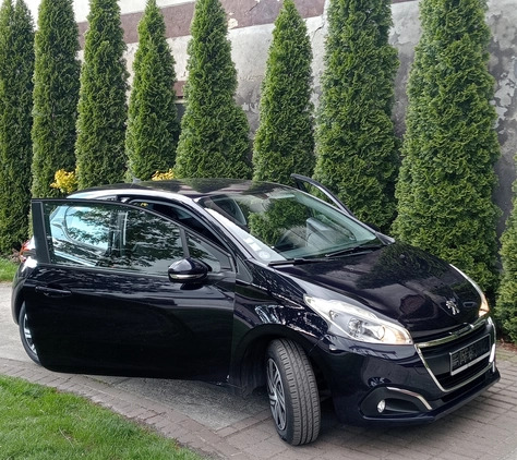 Peugeot 208 cena 24900 przebieg: 139000, rok produkcji 2015 z Limanowa małe 277